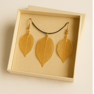 Coffret pendentif et boucles d'oreilles